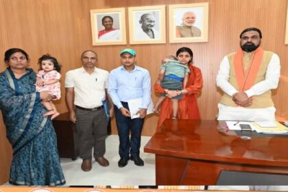Sultanganj EO murder case: Chief Minister meets victim's family, assures wife of job and all possible help