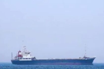 Chinese oil tanker sails from Strait of Hormuz