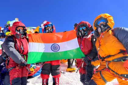 ITBP women created history, hoisted the tricolor on Everest, Chief Minister Samrat Choudhary congratulated them.