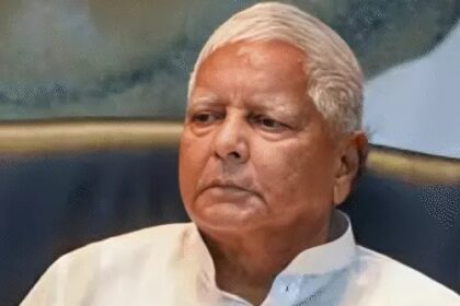 दिल्ली से सिंगापुर के लिए उड़ान भरेंगे लालू यादव
