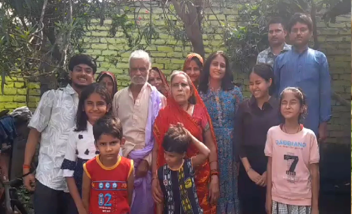 Araria's daughter Varsha Mishra shines in the 70th BPSC exam, becomes a Rural Development Officer.