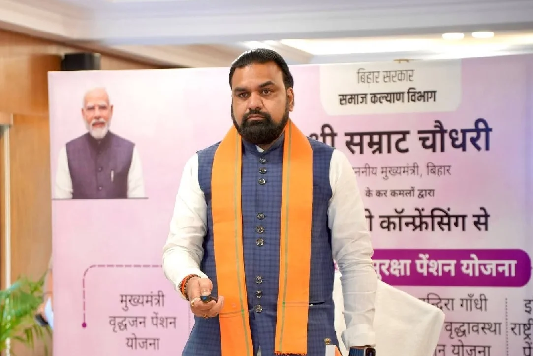 Strict action will be taken against companies selling substandard seeds; Agriculture Minister Vijay Kumar Sinha has sought details for the past three years.