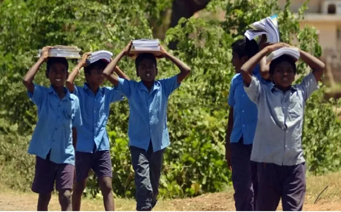 Schools up to Class 8 in Patna to remain closed until June 27 due to severe heat; DM issues order.