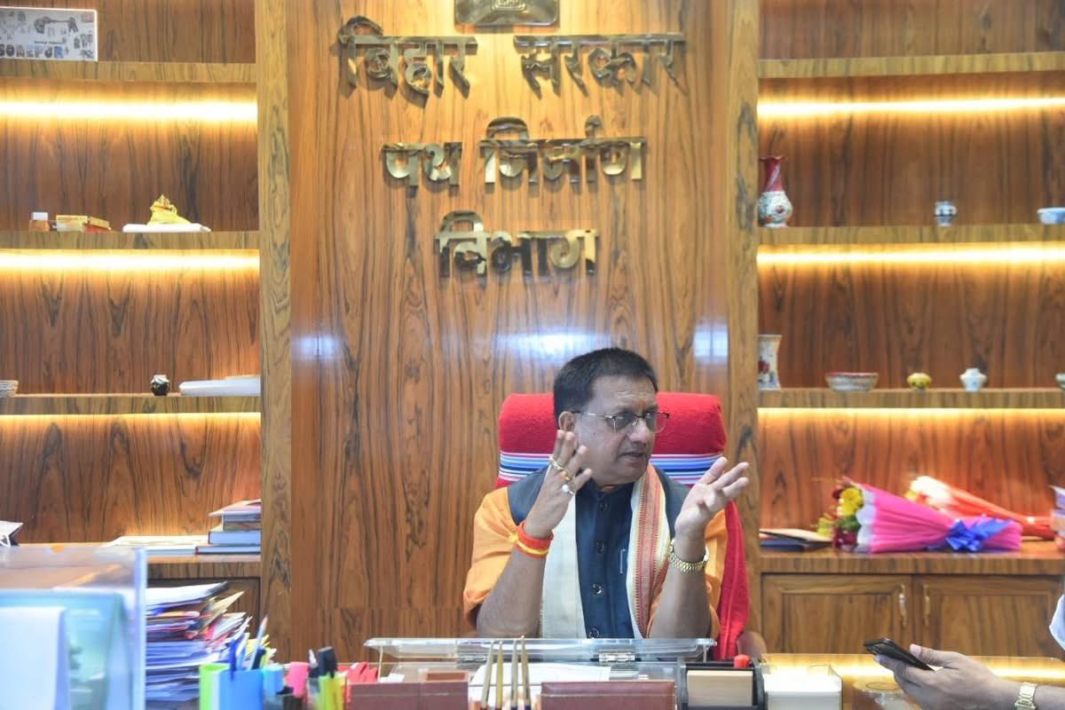 निर्माणाधीन एलसी-70ए आरओबी पूरी तरह सुरक्षित, तकनीकी जांच और मरम्मत जारी : पथ निर्माण मंत्री
