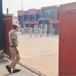 A joint team of the district administration and police conducted an intensive raid at Adarsh ​​Central Jail, Beur.
