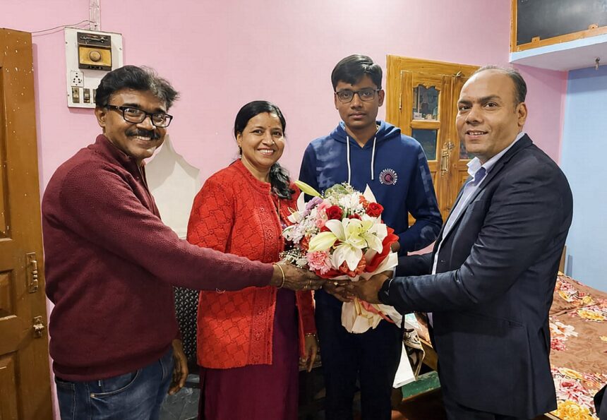 Mentors Eduserve achieved a major feat in JEE Advanced 2026, with Shubham Kumar becoming the All India topper.