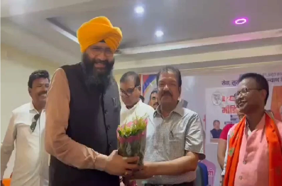 NEWS PR डेस्क: किशनगंज, 14 जून। प्रधानमंत्री नरेंद्र मोदी के नेतृत्व में केंद्र सरकार के सफल 12 वर्ष पूरे होने के उपलक्ष्य में किशनगंज के डुमरियाभट्टा स्थित भाजपा जिला कार्यालय में रविवार को एक भव्य कार्यक्रम का आयोजन किया गया। कार्यक्रम में बिहार सरकार के राजस्व एवं भूमि सुधार मंत्री डॉ. दिलीप जायसवाल मुख्य अतिथि के रूप में शामिल हुए।