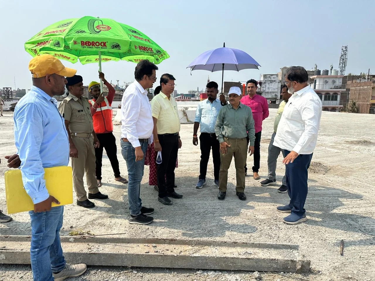 Secretary inspects Mithapur-Chiraiyatand flyover construction, directs to complete the work within the stipulated time.