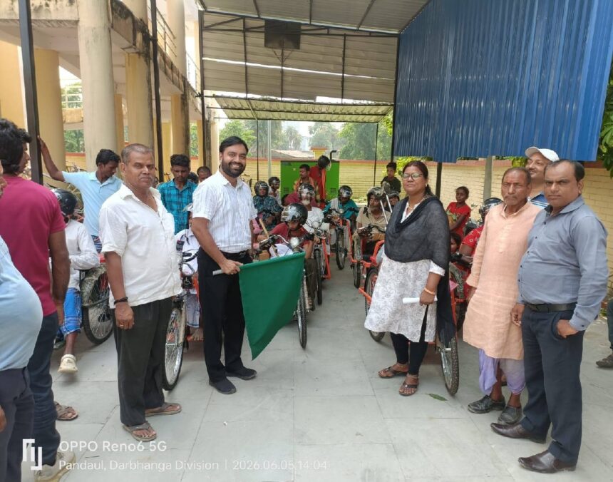 20 disabled people received motorized tricycles, a step towards self-reliance