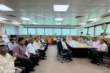 "We want results, not lip service," Vijay Sinha's clear message during his review of the Agriculture Department