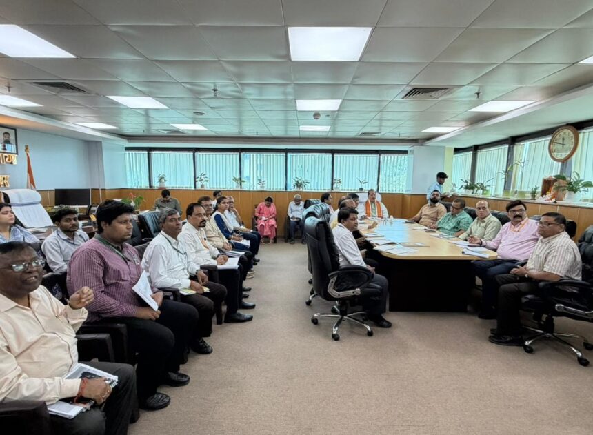 "We want results, not lip service," Vijay Sinha's clear message during his review of the Agriculture Department