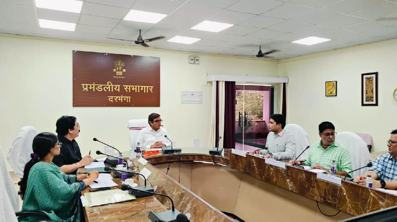 Commissioner strict on effective implementation of Panchayati Raj schemes; issues directives to ensure quality and timeliness.