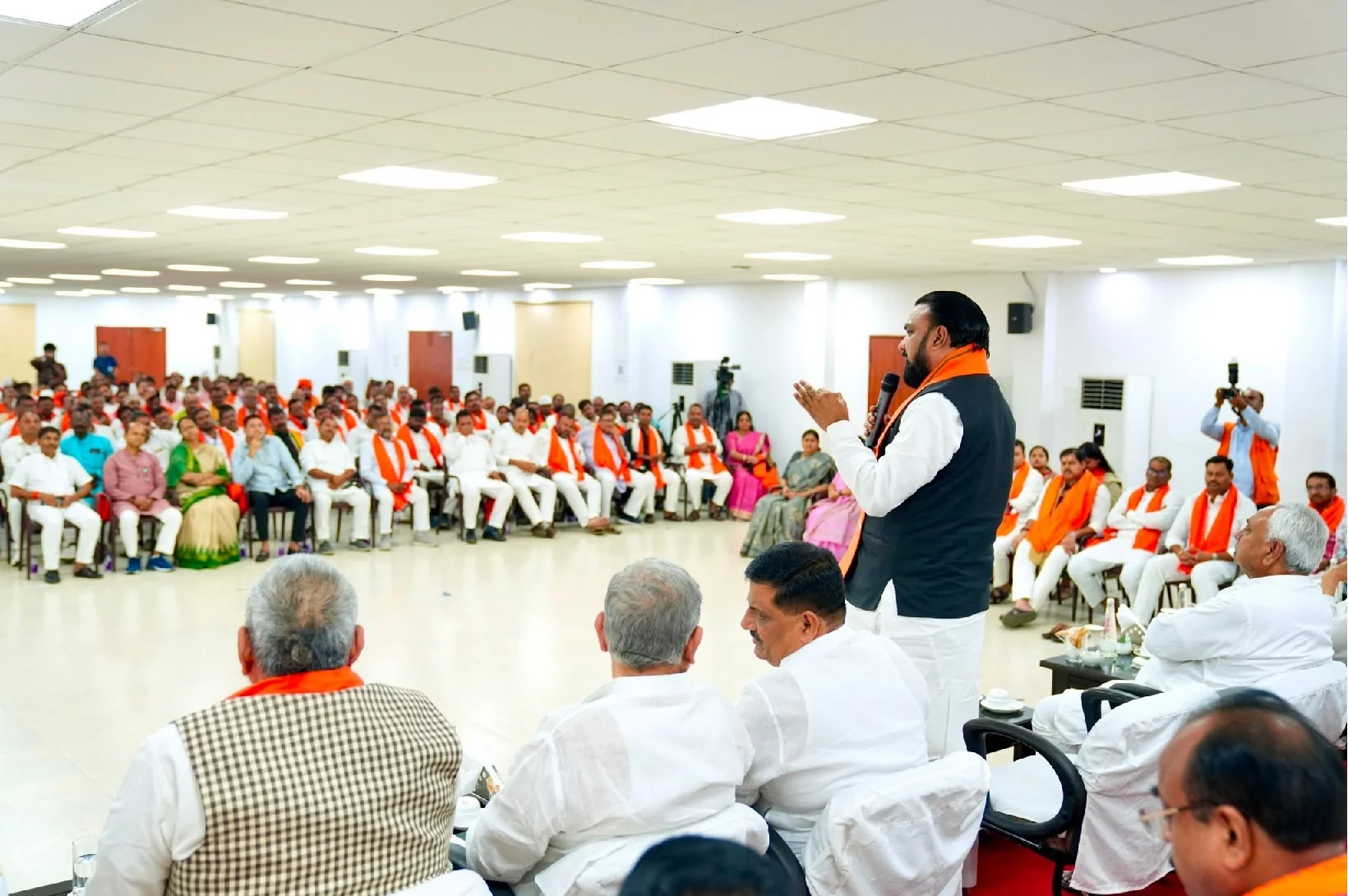 CM Samrat Chaudhary to tour districts after August 15; major announcements regarding one crore new ration cards and the 'Har Ghar Solar' (Solar Power for Every Home) campaign.