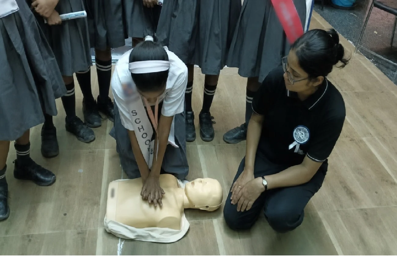 Patna Traffic Police initiative: Road safety awareness program organized under Mission 'SAFAR'
