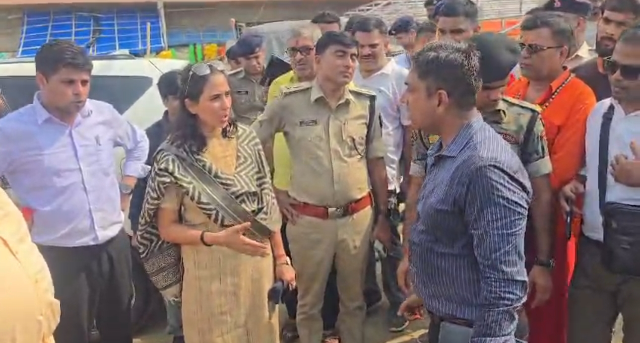 श्रावणी मेला की तैयारियों का निरीक्षण, डीएम ने बिजली विभाग को सुरक्षा व्यवस्था दुरुस्त करने के निर्देश दिए