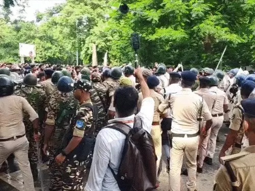 छात्र प्रदर्शन:40 हिरासत में, 500 अज्ञात पर मामला दर्ज;यूट्यूबर और कंटेंट क्रिएटर भी जांच के घेरे में