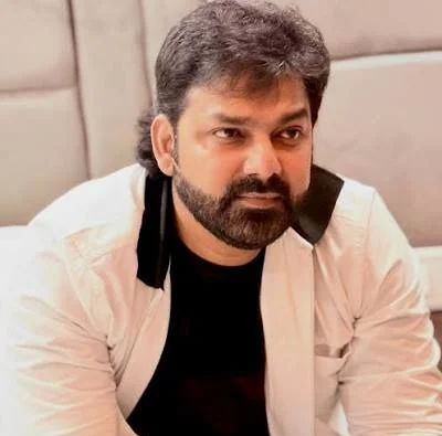 पवन सिंह की आंखों से छलके आंसू